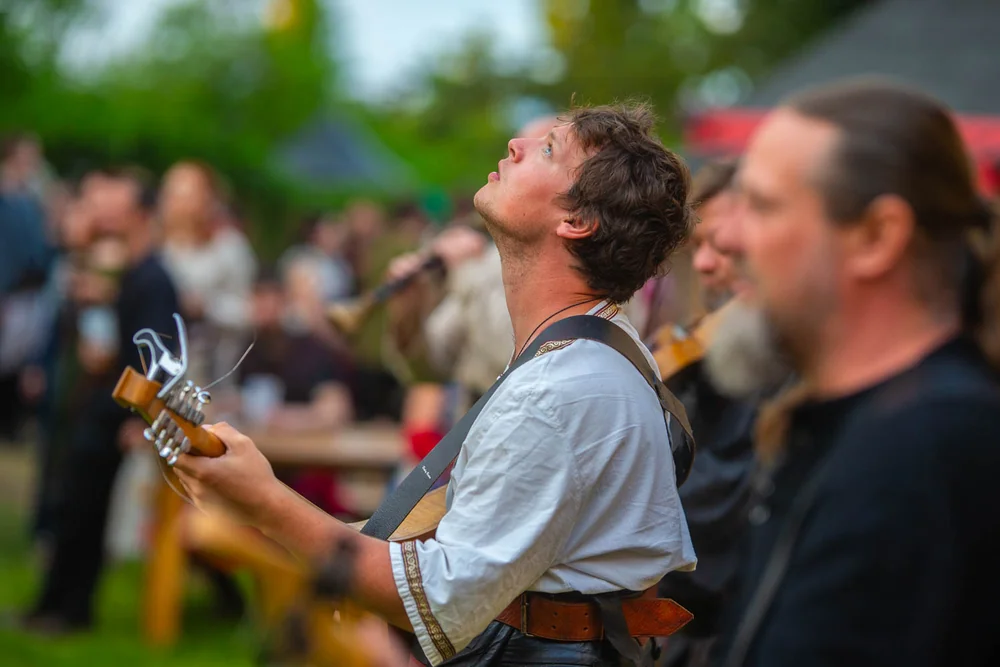 Con Morhen 2025 — 145