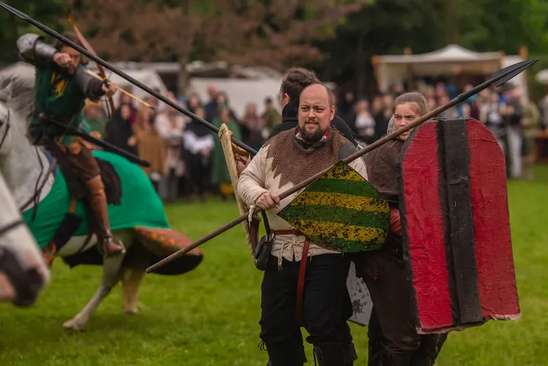 Con Morhen 2025 — 101